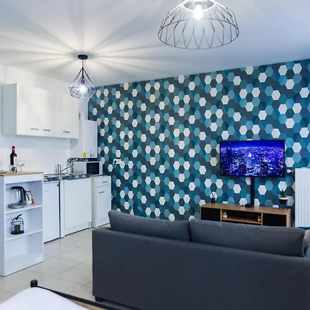 Modern Disneyland Paris Daire
